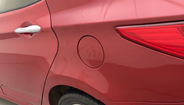 2015 Hyundai Verna FLUIDIC 4S1.6 VTVT S O AT, Petrol, Automatic, 81,330 km, Left quarter panel - Paint has minor damage