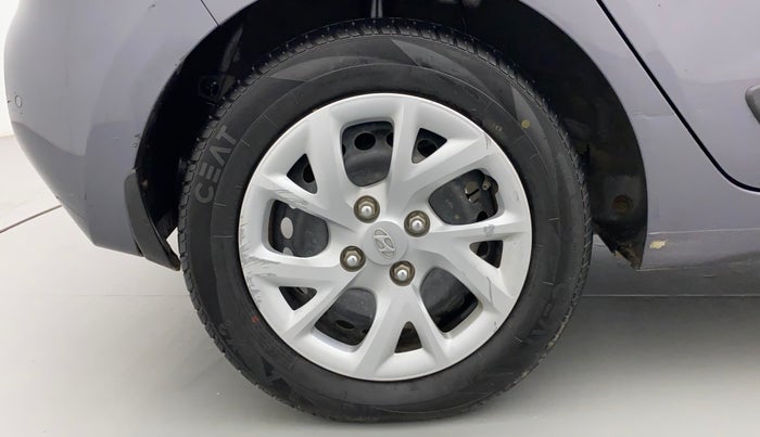 2019 Hyundai Grand i10 SPORTZ 1.2 KAPPA VTVT, CNG, Manual, 44,726 km, Right Rear Wheel
