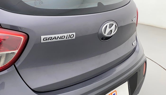 2019 Hyundai Grand i10 SPORTZ 1.2 KAPPA VTVT, CNG, Manual, 44,726 km, Dicky (Boot door) - Minor scratches