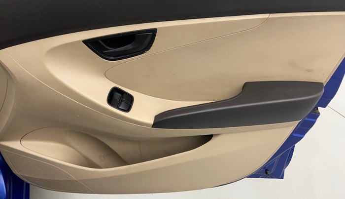 2015 Hyundai Eon ERA PLUS, Petrol, Manual, 82,273 km, Driver Side Door Panels Control