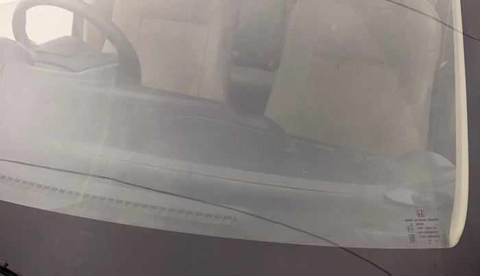 2015 Honda Amaze 1.2L I-VTEC SX, Petrol, Manual, 76,327 km, Front windshield - Minor spot on windshield