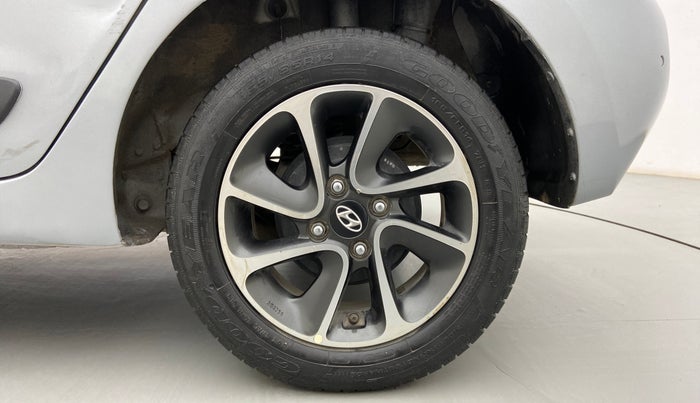 2019 Hyundai Grand i10 SPORTZ AT 1.2 KAPPA VTVT, Petrol, Automatic, 31,220 km, Left Rear Wheel
