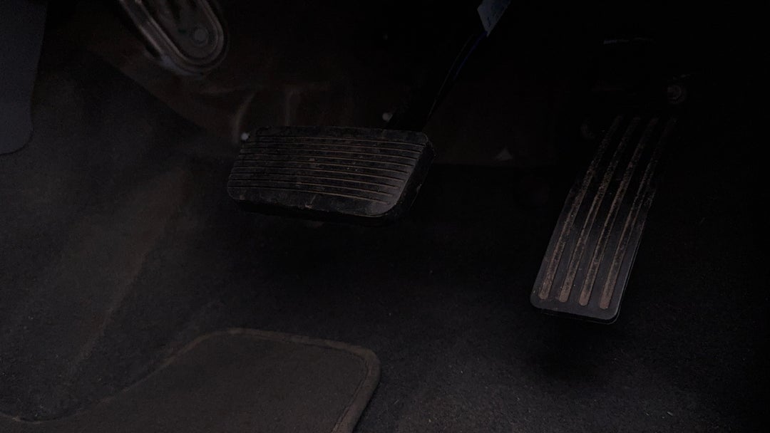 2017 Ford Ranger Wildtrak 3.2 (4x4), Automatic, 123549 km, Pedals and Footmat