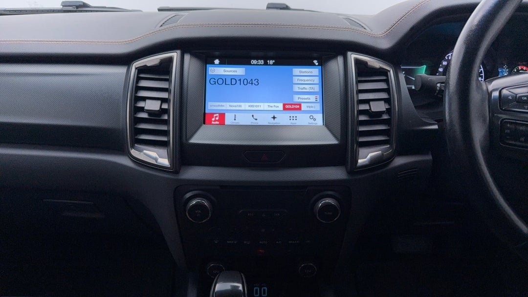 2017 Ford Ranger Wildtrak 3.2 (4x4), Automatic, 123549 km, Center Console