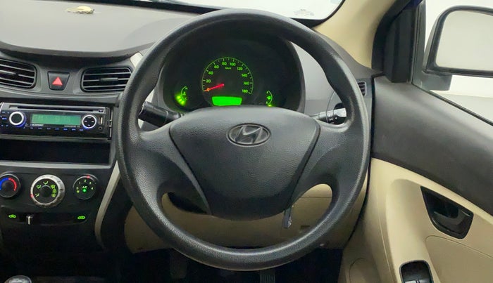 2016 Hyundai Eon ERA +, Petrol, Manual, 62,445 km, Steering Wheel Close Up