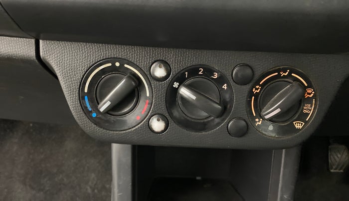 2010 Maruti Swift Dzire VXI, Petrol, Manual, 77,507 km, AC Unit - Directional switch has minor damage