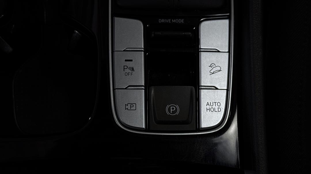 2022 Hyundai Tucson (FWD), Automatic, 88684 km, Handbrake