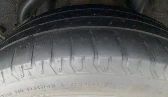 2019 Hyundai Verna 1.6 CRDI SX, Diesel, Manual, 86,659 km, Left Rear Tyre Tread