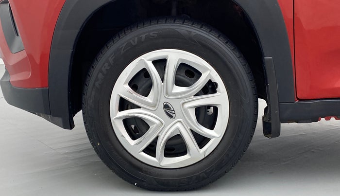 2018 Mahindra KUV 100 NXT K4+ 6S, Petrol, Manual, 22,785 km, Left Front Wheel