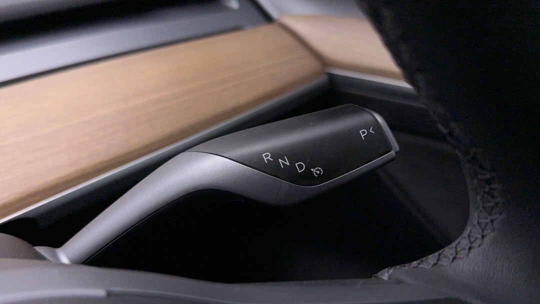 2023 Tesla Model 3 Rear-wheel Drive, Automatic, 38646 km, Gear Lever 