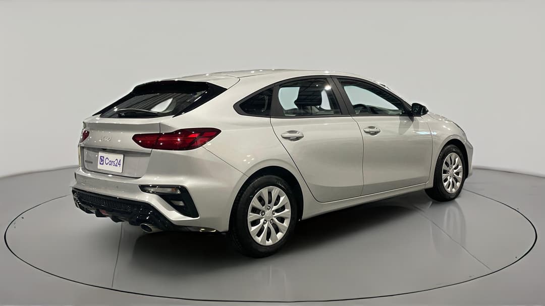 2024 Kia Cerato S, Automatic, 24258 km, Right Back Diagonal (45- Degree) View