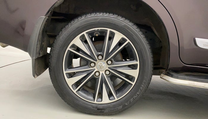 2017 Toyota Innova Crysta 2.8 GX AT 8 STR, Diesel, Automatic, 70,594 km, Right Rear Wheel