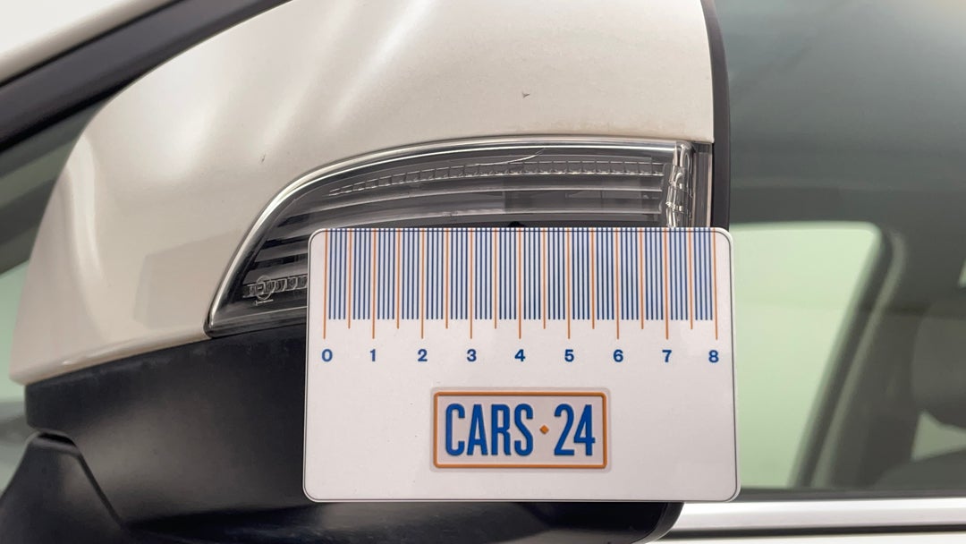 Side Mirrors Housing LHS Scratch