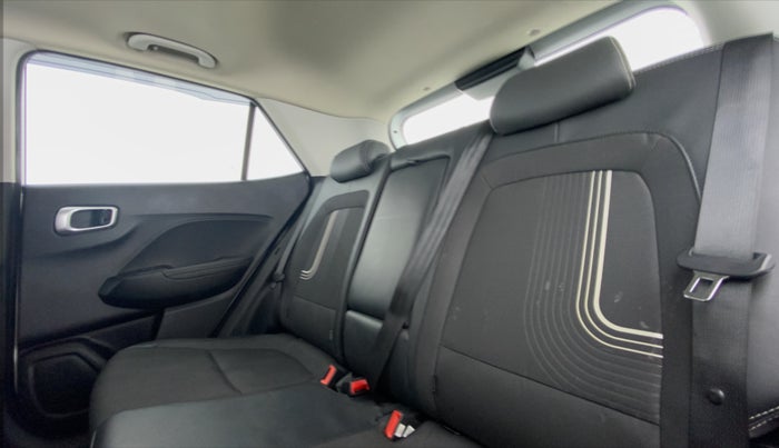 2019 Hyundai VENUE 1.0L Turbo GDI SX(O) MT, Petrol, Manual, 12,815 km, Right Side Rear Door Cabin