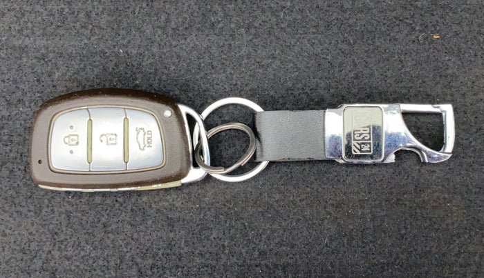 2014 Hyundai Grand i10 ASTA AT 1.2 KAPPA VTVT, Petrol, Automatic, 81,634 km, Key Close Up