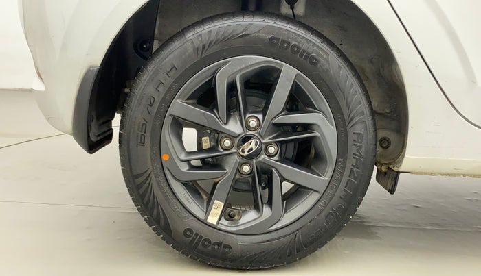 2022 Hyundai GRAND I10 NIOS SPORTZ U2 AMT 1.2 CRDI, Diesel, Automatic, 43,302 km, Right Rear Wheel