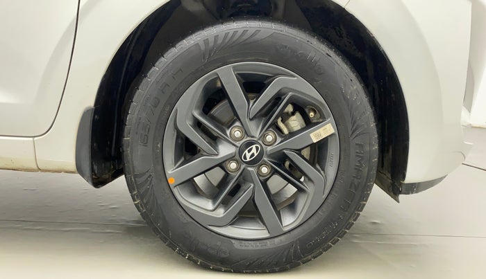 2022 Hyundai GRAND I10 NIOS SPORTZ U2 AMT 1.2 CRDI, Diesel, Automatic, 43,302 km, Right Front Wheel