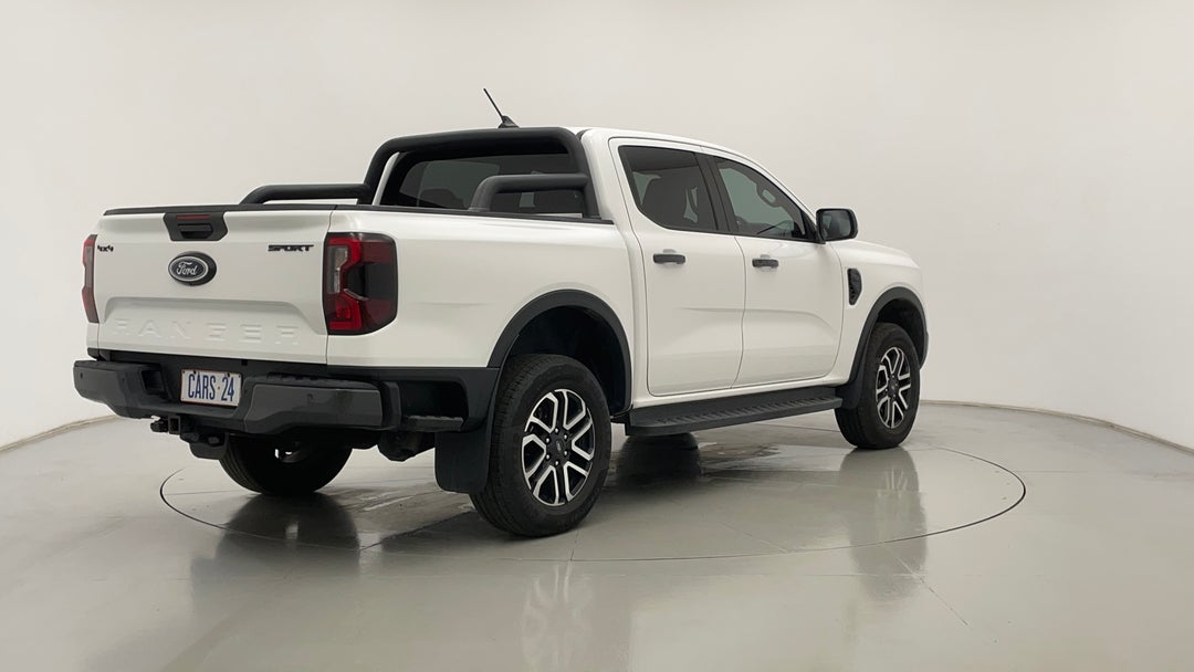 Right Back Diagonal (45- Degree) View