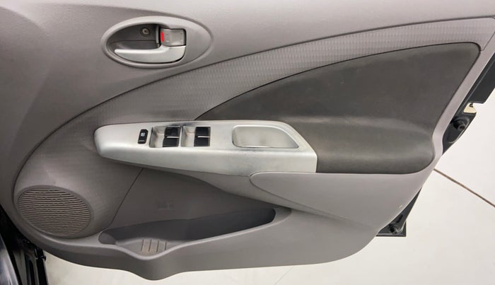 2011 Toyota Etios V, Petrol, Manual, 66,746 km, Driver Side Door Panels Control