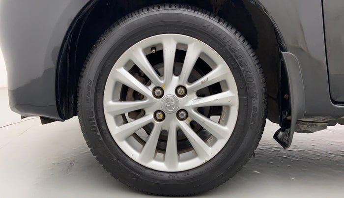 2011 Toyota Etios V, Petrol, Manual, 66,746 km, Left Front Wheel
