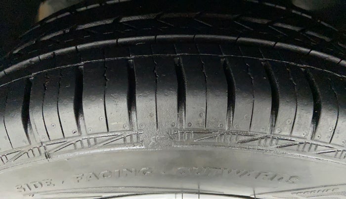 2017 Tata TIGOR Revotron XT, Petrol, Manual, 71,584 km, Left Front Tyre Tread