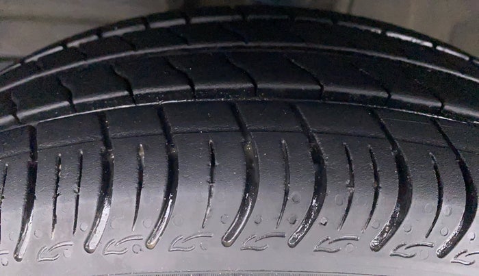 2021 Maruti S PRESSO VXI, Petrol, Manual, 6,513 km, Left Front Tyre Tread