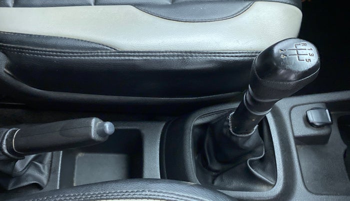 2018 Renault Kwid RXL, Petrol, Manual, 80,212 km, Gear Lever