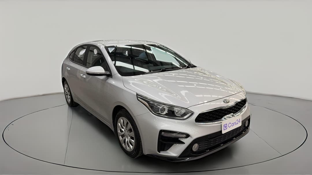 2021 Kia Cerato S, Automatic, 66511 km, Right Front Diagonal (45- Degree) View