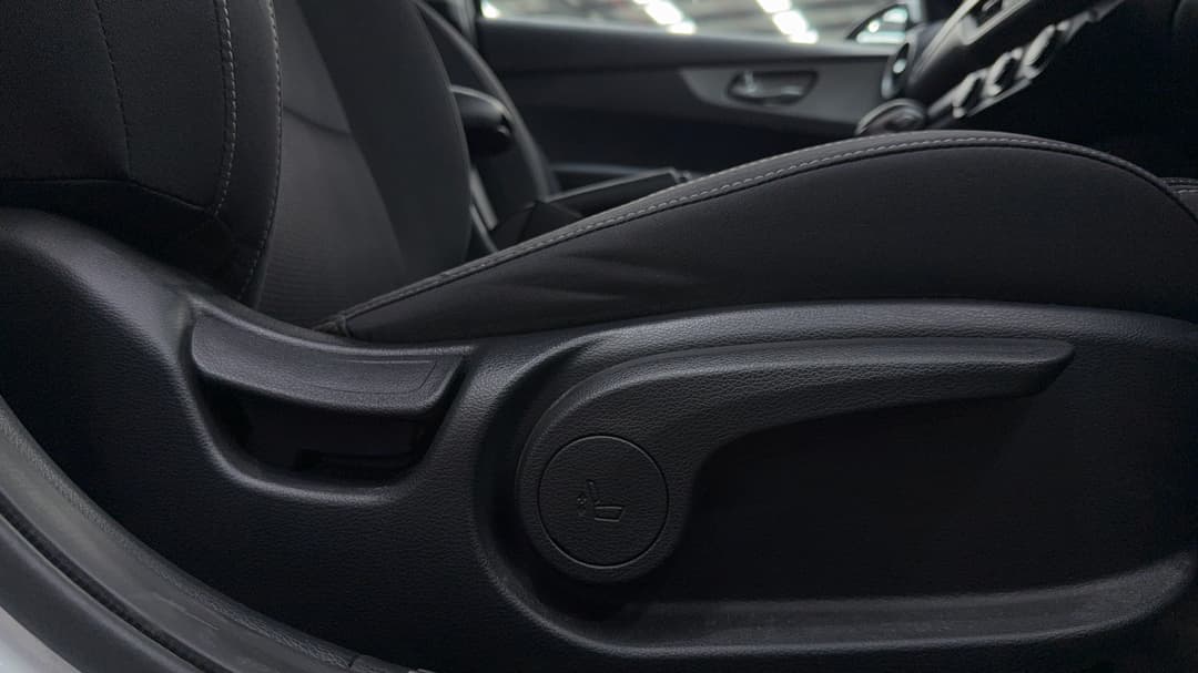 2021 Kia Cerato S, Automatic, 66511 km, Drivers Side Adjustment Panel