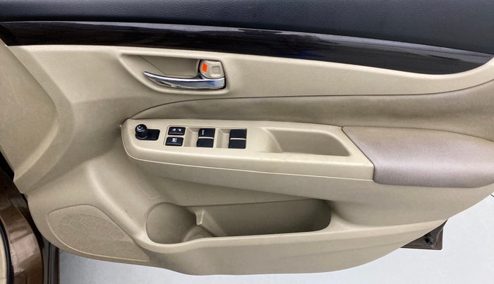 2016 Maruti Ciaz ZXI, Petrol, Manual, 72,907 km, Driver Side Door Panels Control