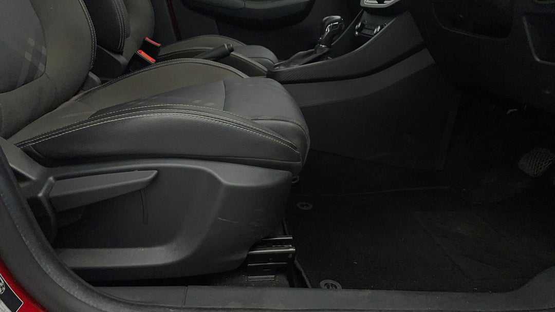 2021 MG Mg3 Auto Excite (with Navigation), Automatic, 21692 km, Drivers Side Adjustment Panel
