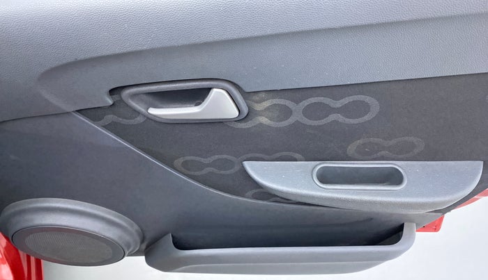2015 Maruti Alto 800 LXI, Petrol, Manual, 22,272 km, Driver Side Door Panels Control