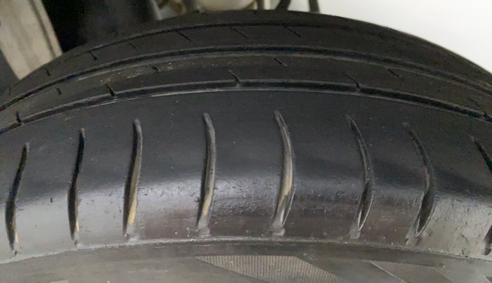 2017 Maruti Alto K10 VXI P, Petrol, Manual, 68,082 km, Left Rear Tyre Tread
