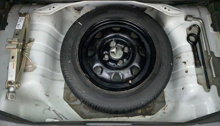 2017 Maruti Alto K10 VXI P, Petrol, Manual, 68,082 km, Spare Tyre