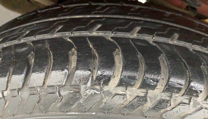 2010 Maruti Alto K10 VXI P, Petrol, Manual, 16,872 km, Left Rear Tyre Tread