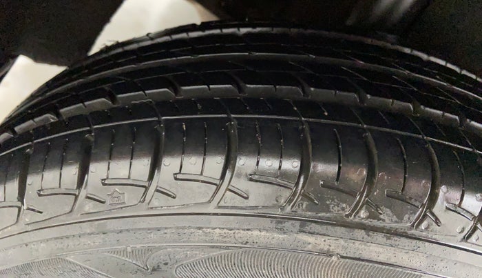 2018 Maruti Baleno DELTA 1.2 K12, Petrol, Manual, 26,671 km, Right Rear Tyre Tread