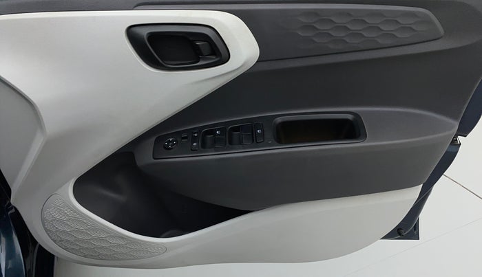 2020 Hyundai GRAND I10 NIOS MAGNA 1.2 MT, Petrol, Manual, 6,520 km, Driver Side Door Panels Control