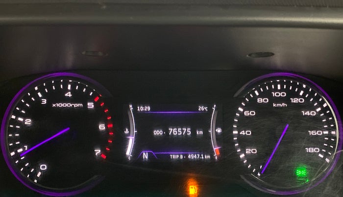 2018 Mahindra MARAZZO M8 7 STR, Diesel, Manual, 76,574 km, Odometer Image