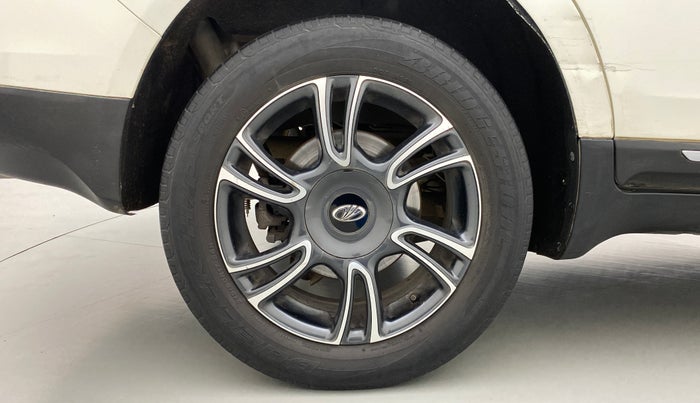 2018 Mahindra MARAZZO M8 7 STR, Diesel, Manual, 76,574 km, Right Rear Wheel