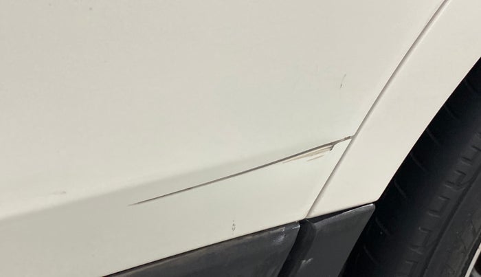 2018 Mahindra MARAZZO M8 7 STR, Diesel, Manual, 76,574 km, Rear left door - Minor scratches