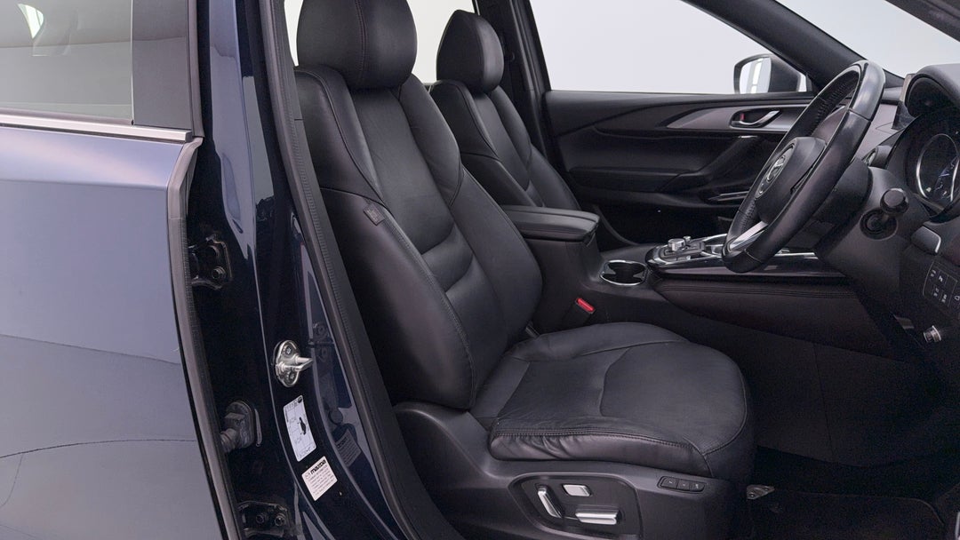 2018 Mazda CX-9 Azami (AWD), Automatic, 75906 km, Right Side Front Door Cabin View