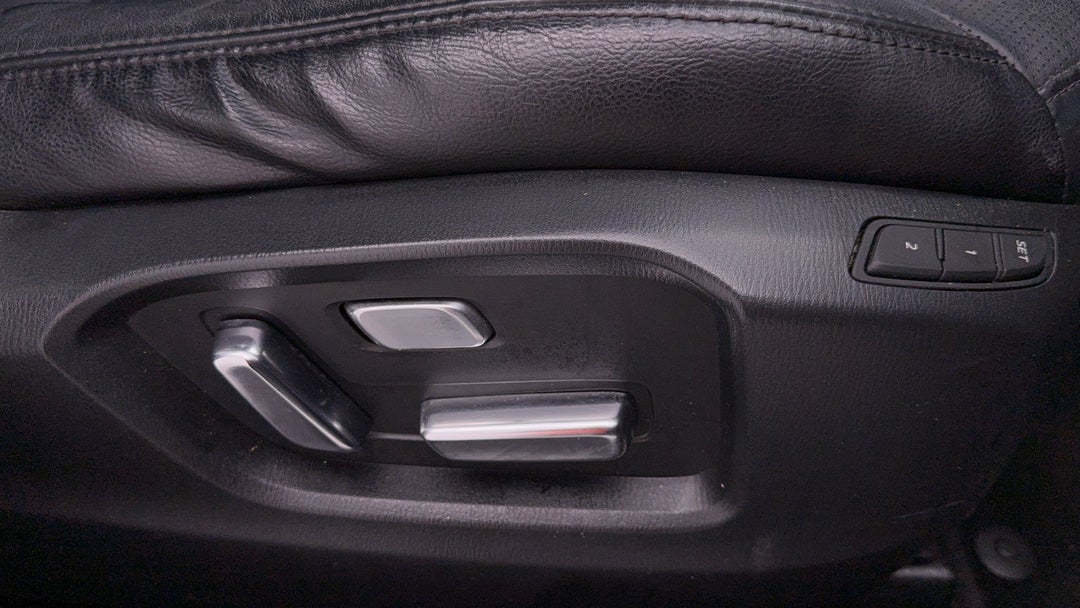 2018 Mazda CX-9 Azami (AWD), Automatic, 75906 km, Drivers Side Adjustment Panel