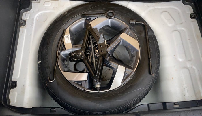 2020 Hyundai VENUE 1.0L Turbo GDI SX MT, Petrol, Manual, 30,227 km, Spare Tyre