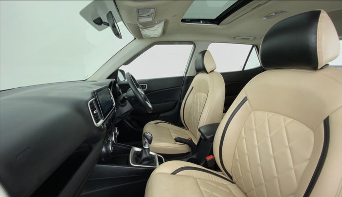2020 Hyundai VENUE 1.0L Turbo GDI SX MT, Petrol, Manual, 30,227 km, Right Side Front Door Cabin