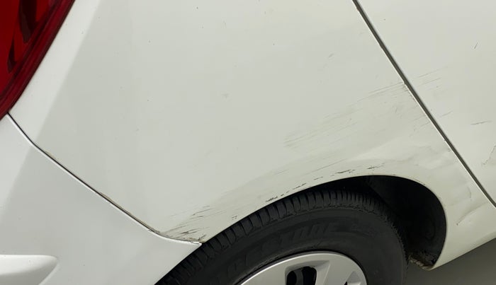 2011 Hyundai i10 MAGNA 1.2, Petrol, Manual, 82,088 km, Right quarter panel - Slightly dented