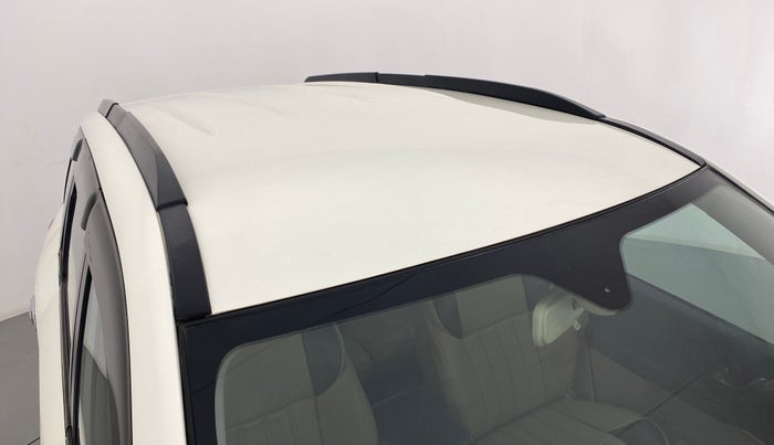2017 Mahindra XUV500 W6 4X2, Diesel, Manual, 82,011 km, Roof