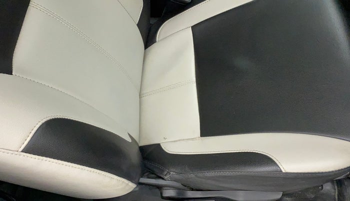 2017 Maruti Baleno ZETA PETROL 1.2, Petrol, Manual, 47,583 km, Driver seat - Cover slightly torn