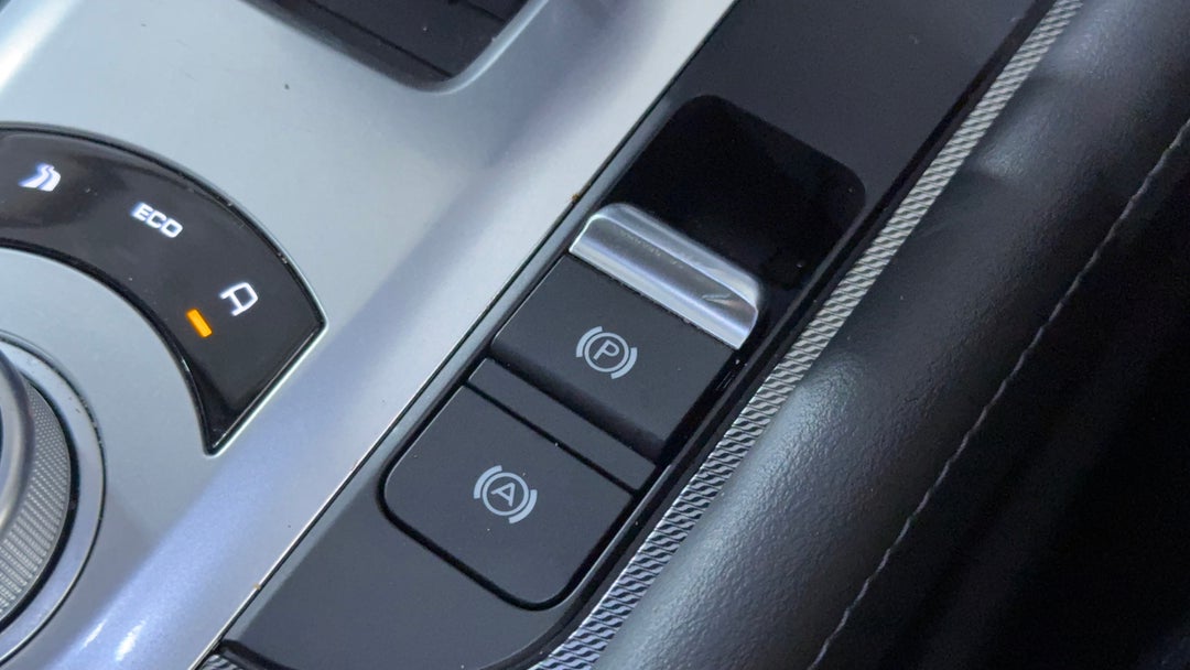 2021 GWM Ute Cannon-X (4x4), Automatic, 72365 km, Handbrake