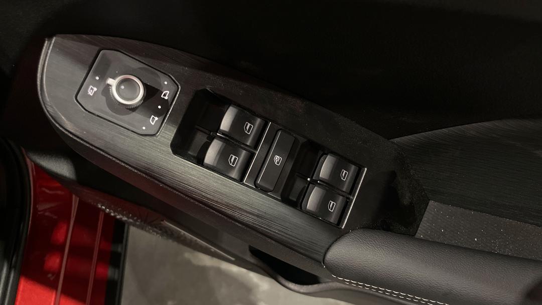2025 GWM Haval Jolion Lux, Automatic, 9527 km, Drivers Side Door Panel Controls