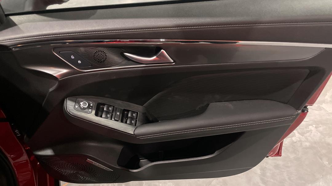 2025 GWM Haval Jolion Lux, Automatic, 9527 km, Speaker View